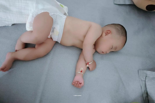 随州宝宝口水多怎么回事