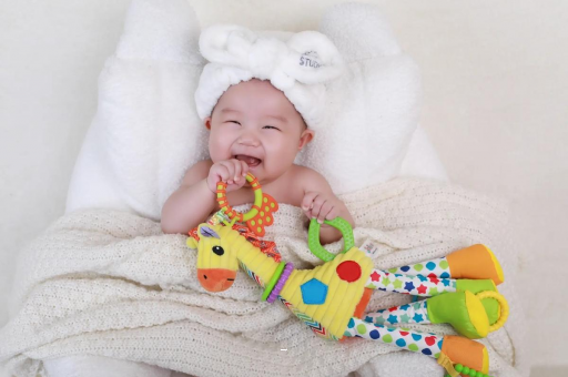 随州宝宝眼眶发红